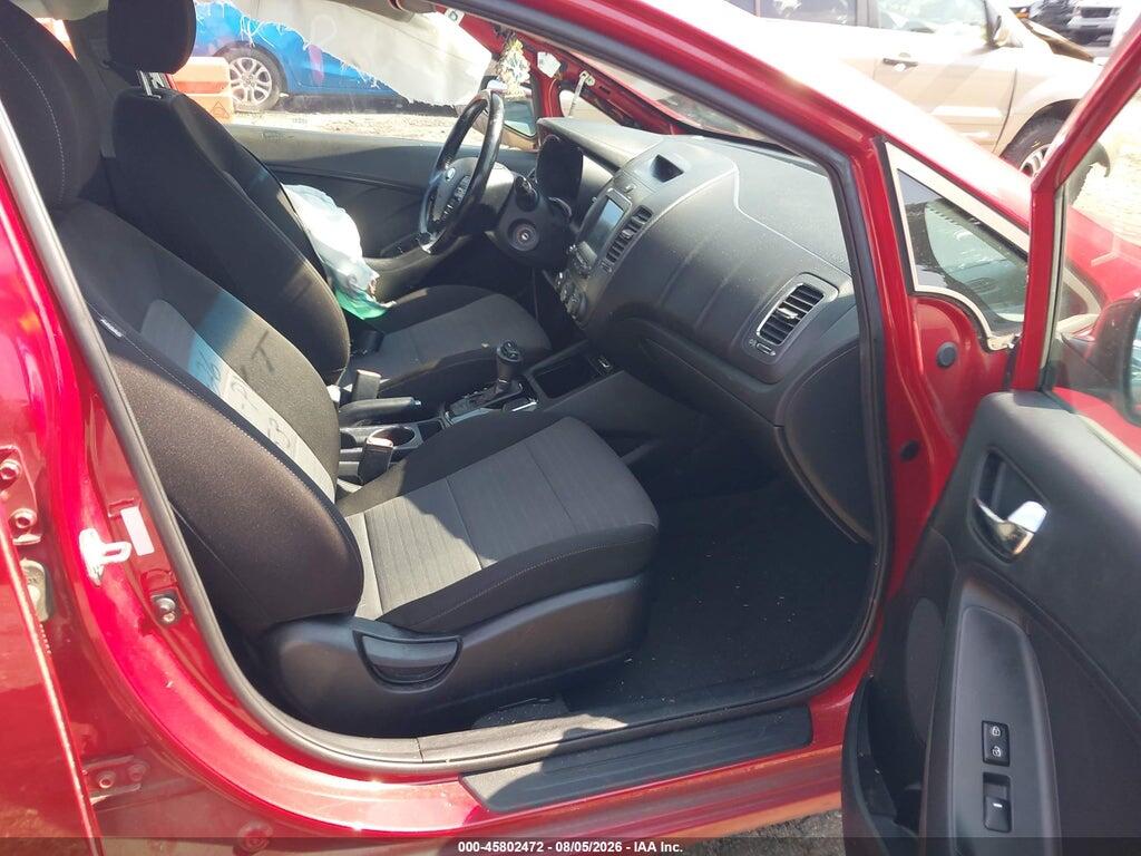 3KPFL4A71JE225153 2018 KIA FORTE photo no. 5