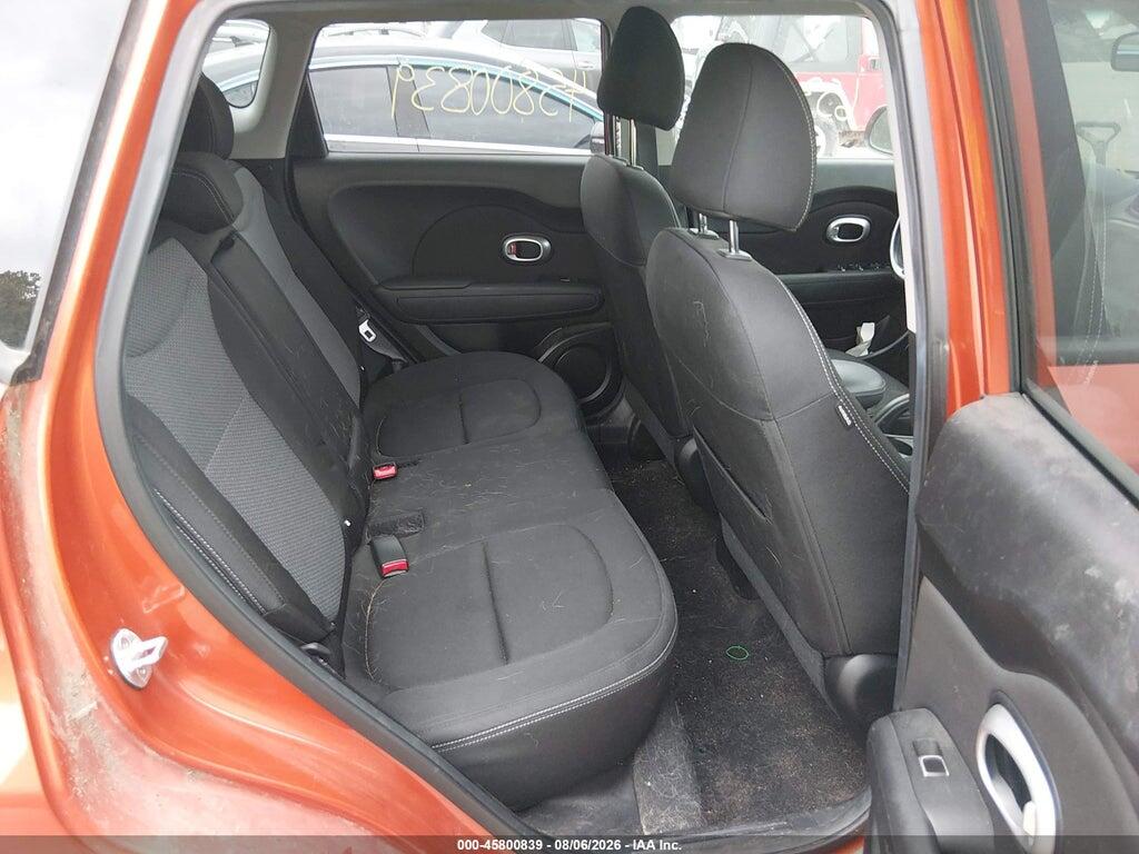 KNDJP3A54J7565470 2018 KIA SOUL photo no. 8