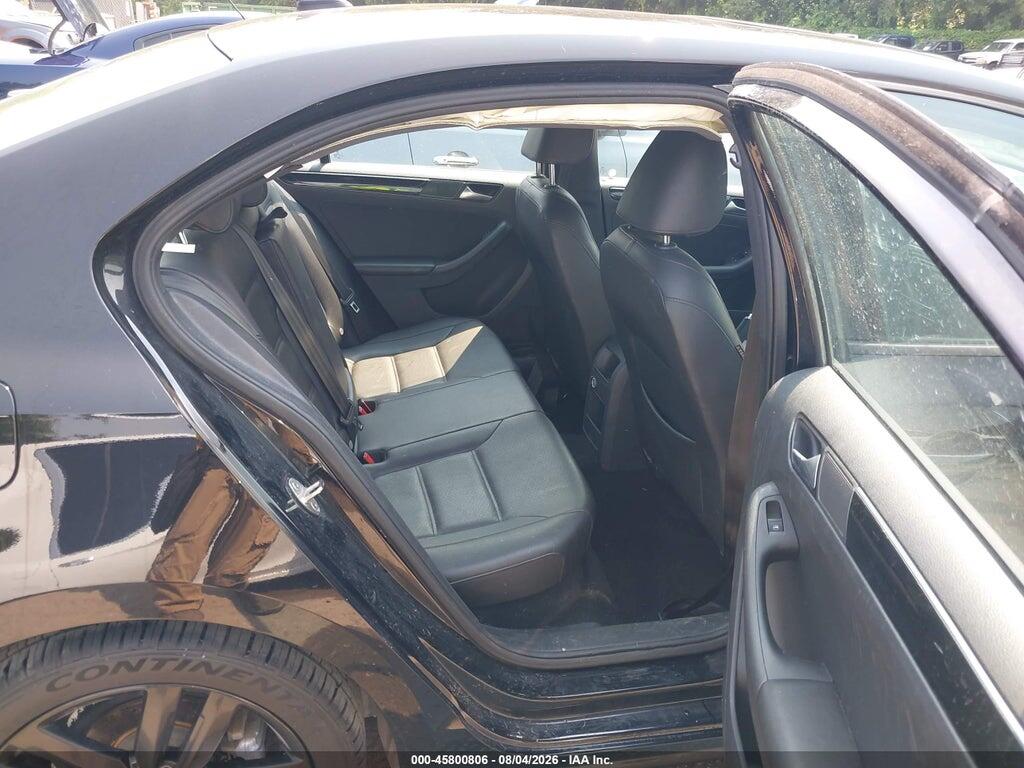 3VWD17AJ4JM230232 2018 VOLKSWAGEN JETTA photo no. 8