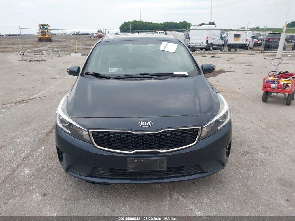 KNAFK5A8XJ5745099 2018 KIA FORTE photo no. 12