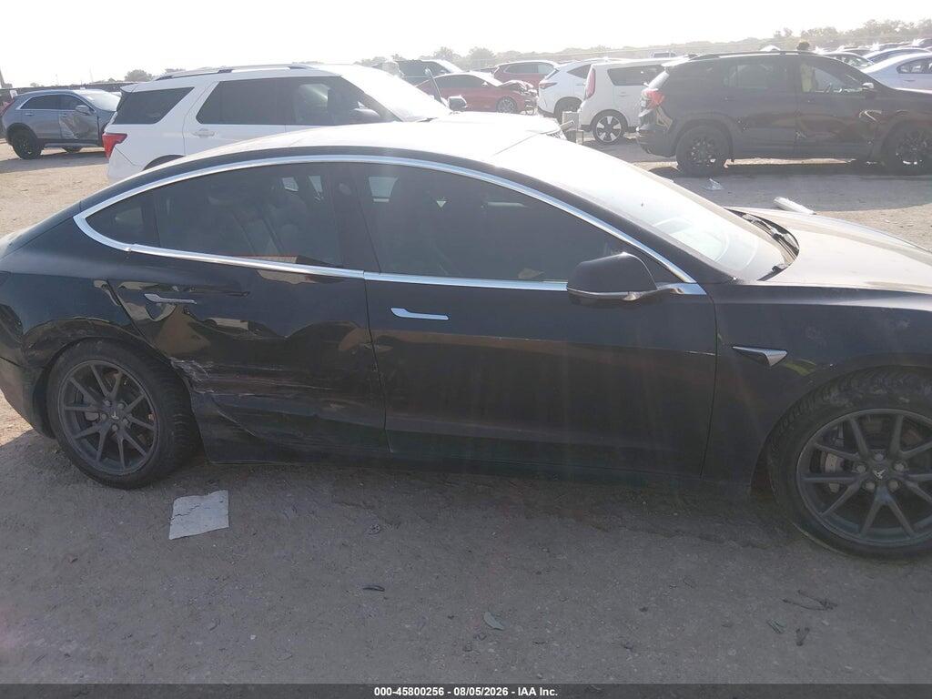 5YJ3E1EB0JF181991 2018 TESLA MODEL 3 photo no. 12