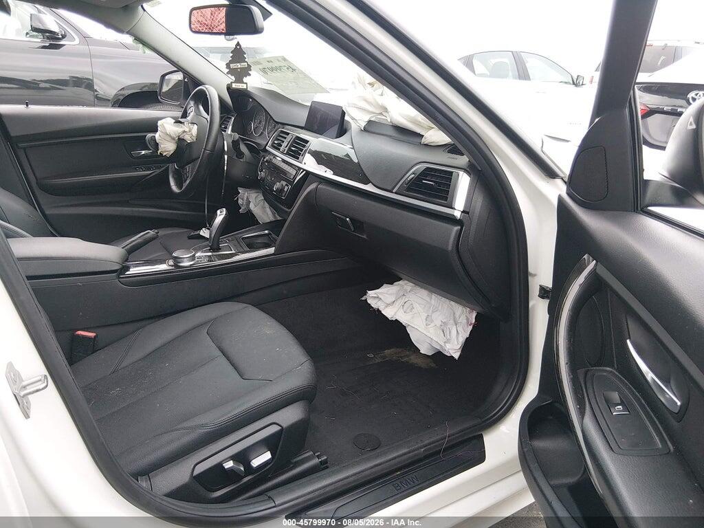 WBA8E5G52JNU46087 2018 BMW 320I photo no. 5