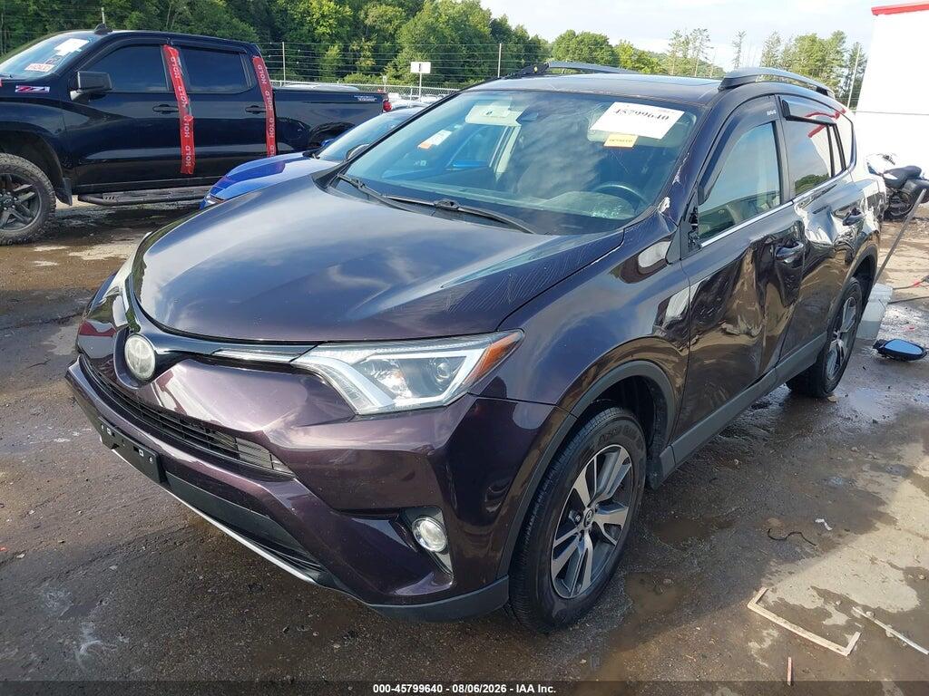2T3RFREV9JW821366 2018 TOYOTA RAV4 photo no. 2
