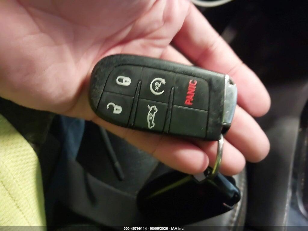 2C3CCABG3JH262181 2018 CHRYSLER 300 photo no. 11