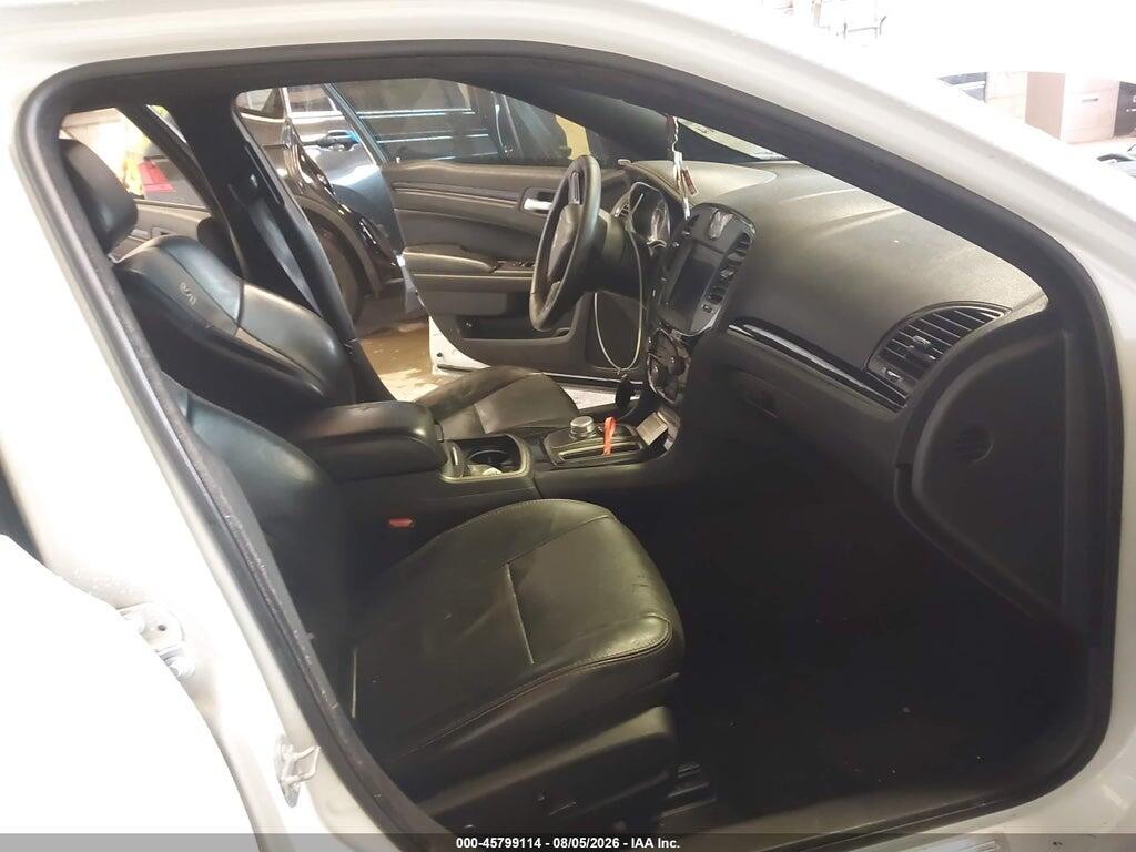 2C3CCABG3JH262181 2018 CHRYSLER 300 photo no. 5