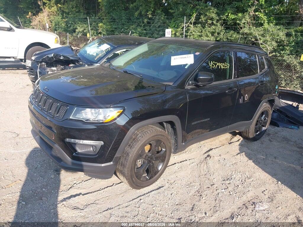 3C4NJDBB6JT325698 2018 JEEP COMPASS photo no. 2
