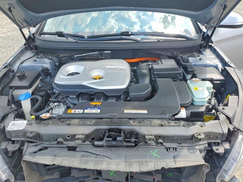 2016 HYUNDAI SONATA HYBRID LIMITED — Фото 11 из 13
