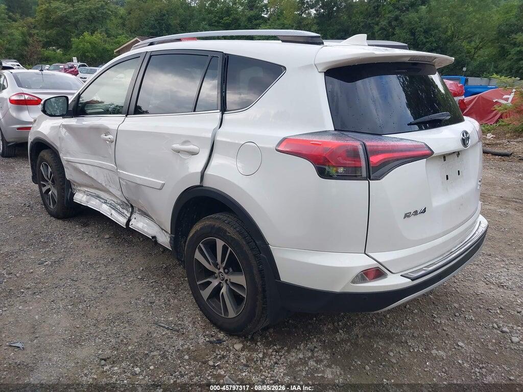 JTMRFREV7JD232555 2018 TOYOTA RAV4 photo no. 3