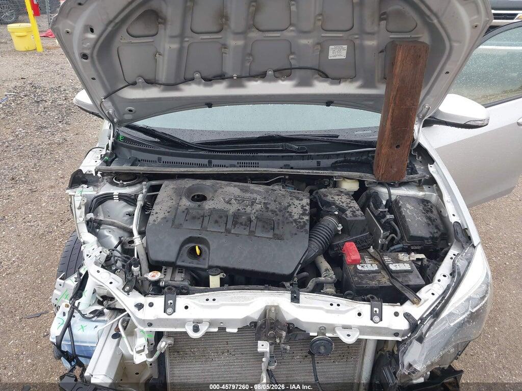 5YFBURHEXJP757240 2018 TOYOTA COROLLA photo no. 10