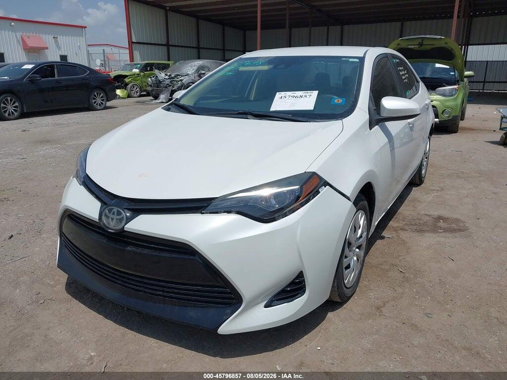 5YFBURHE9JP780539 2018 TOYOTA COROLLA photo no. 2