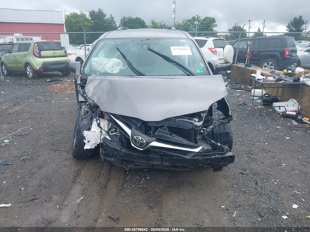 5TDKZ3DCXJS910113 2018 TOYOTA SIENNA photo no. 12