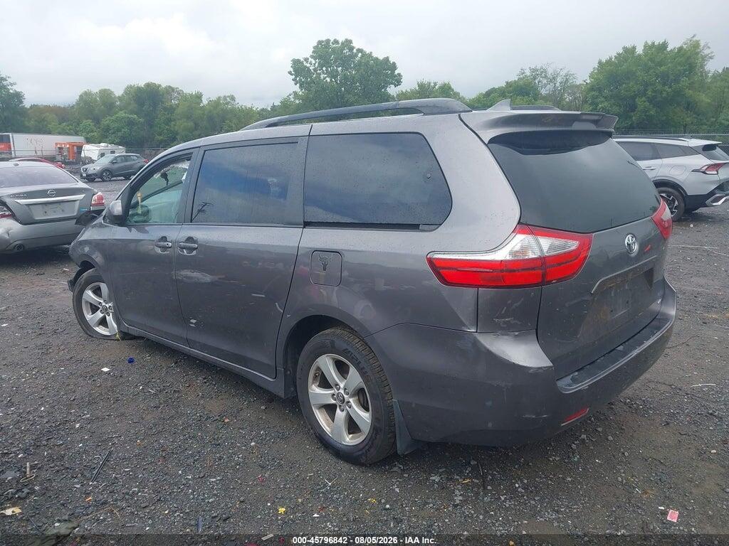 5TDKZ3DCXJS910113 2018 TOYOTA SIENNA photo no. 3