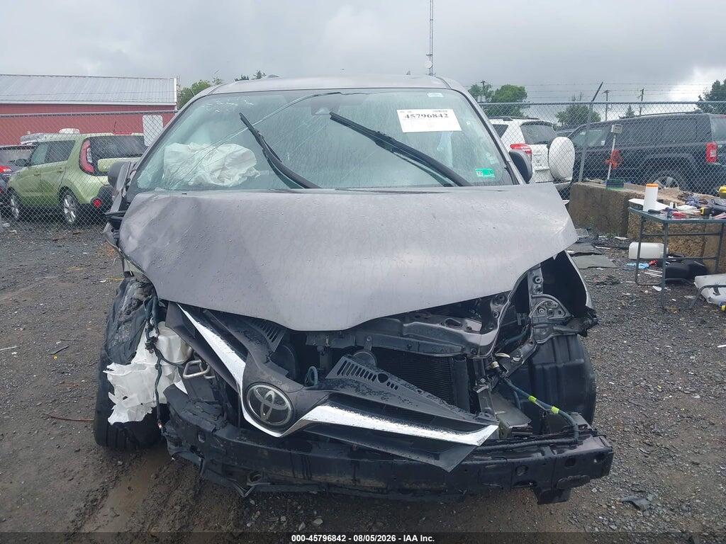 5TDKZ3DCXJS910113 2018 TOYOTA SIENNA photo no. 6