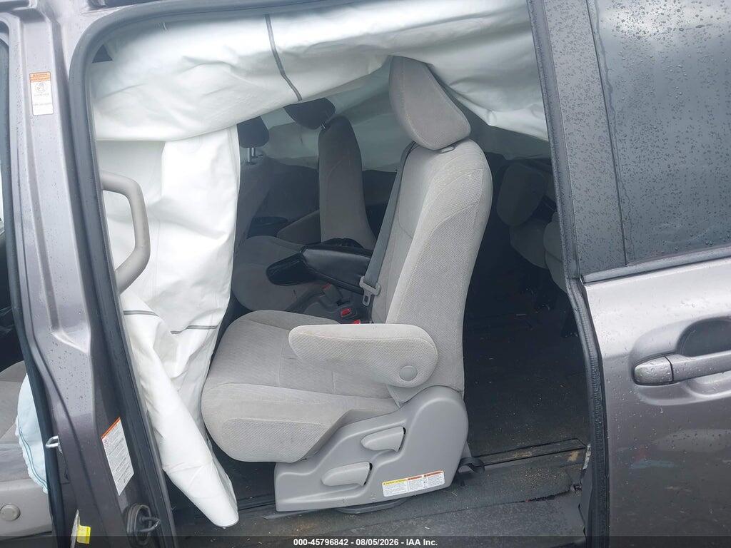 5TDKZ3DCXJS910113 2018 TOYOTA SIENNA photo no. 8