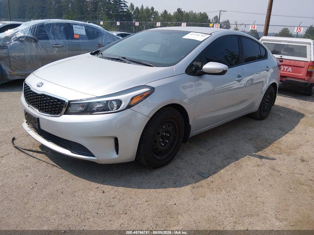 3KPFK4A70JE183769 2018 KIA FORTE photo no. 2