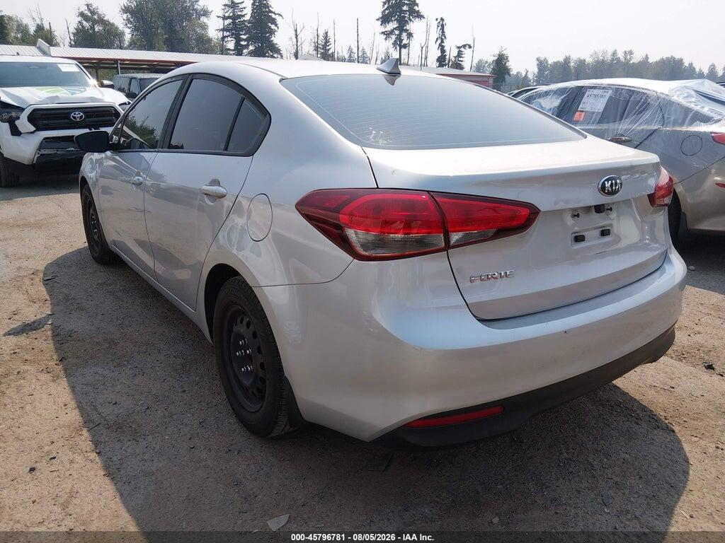 3KPFK4A70JE183769 2018 KIA FORTE photo no. 3
