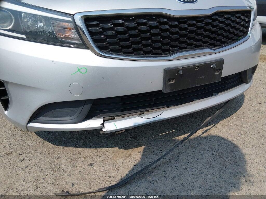 3KPFK4A70JE183769 2018 KIA FORTE photo no. 6