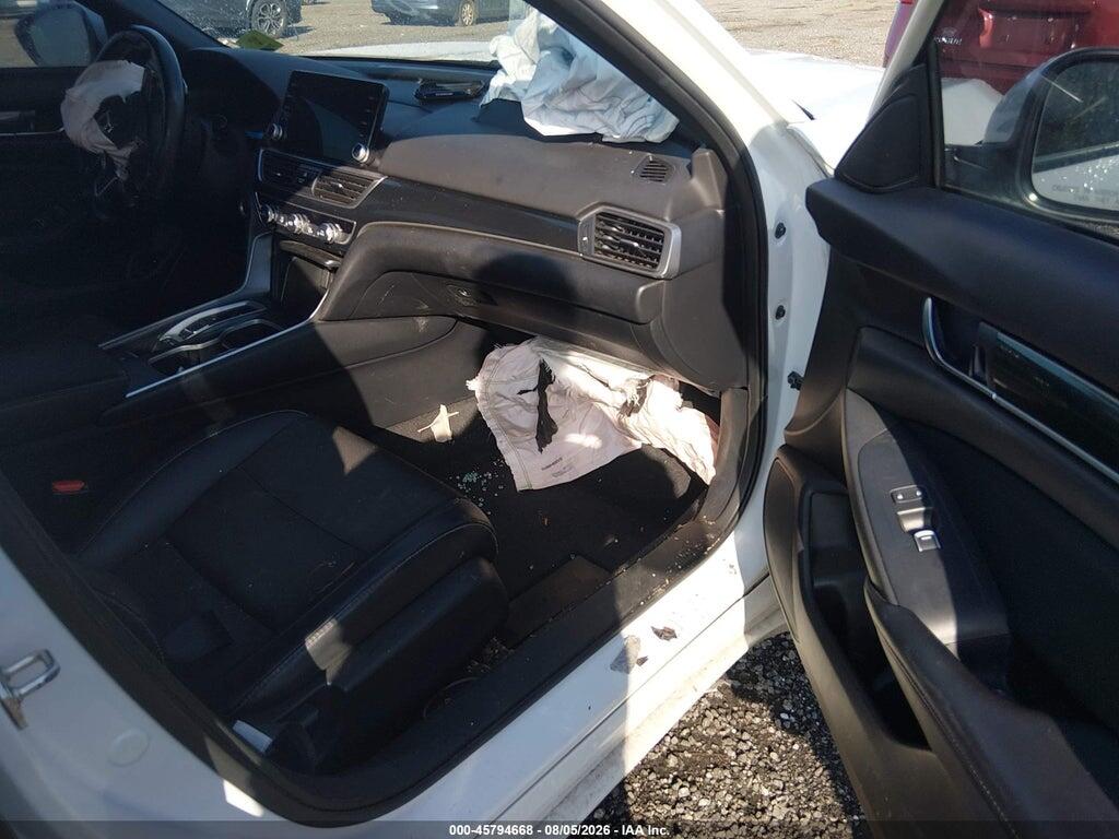 1HGCV2F32JA038807 2018 HONDA ACCORD photo no. 5
