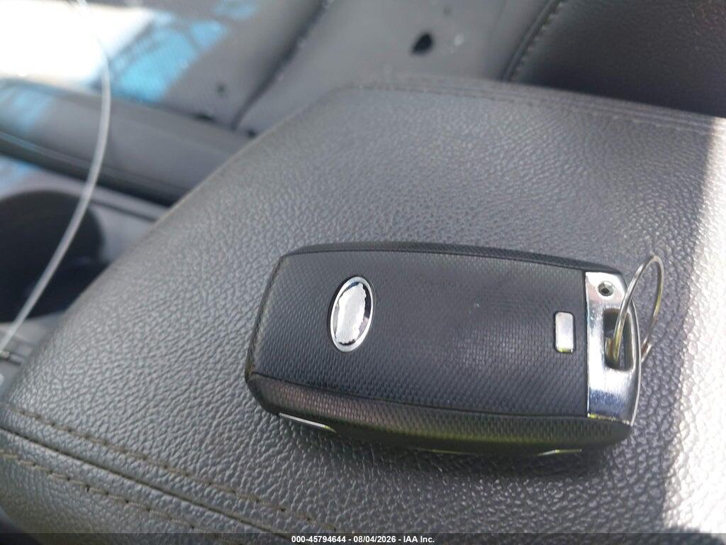 KNDCE3LC7J5111204 2018 KIA NIRO photo no. 11