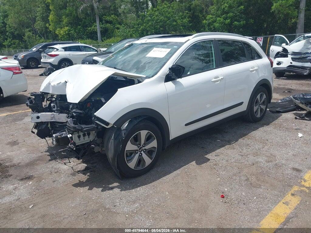 KNDCE3LC7J5111204 2018 KIA NIRO photo no. 2