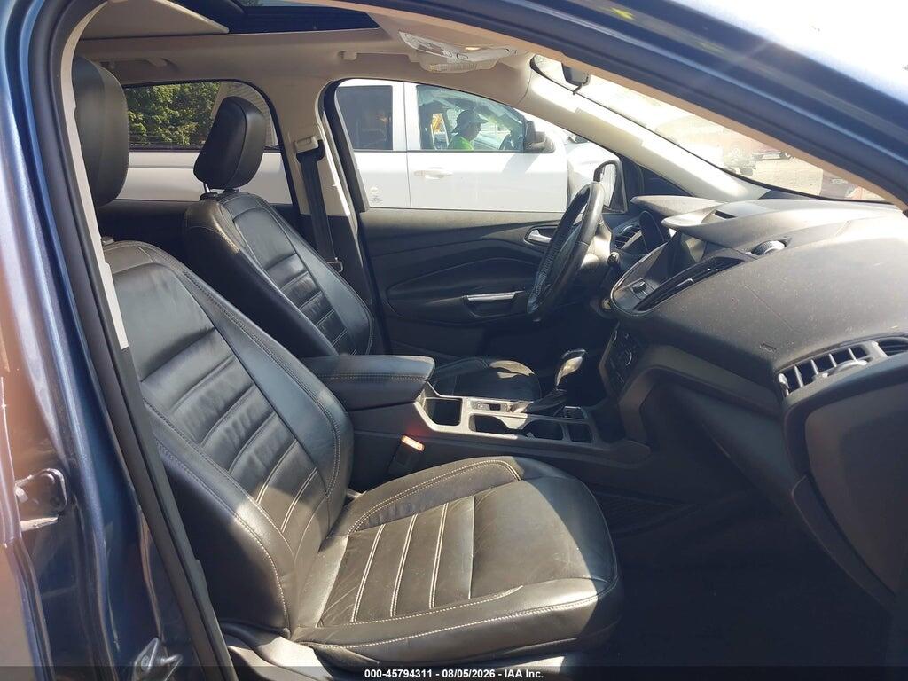 1FMCU9HD5JUC72756 2018 FORD ESCAPE photo no. 5
