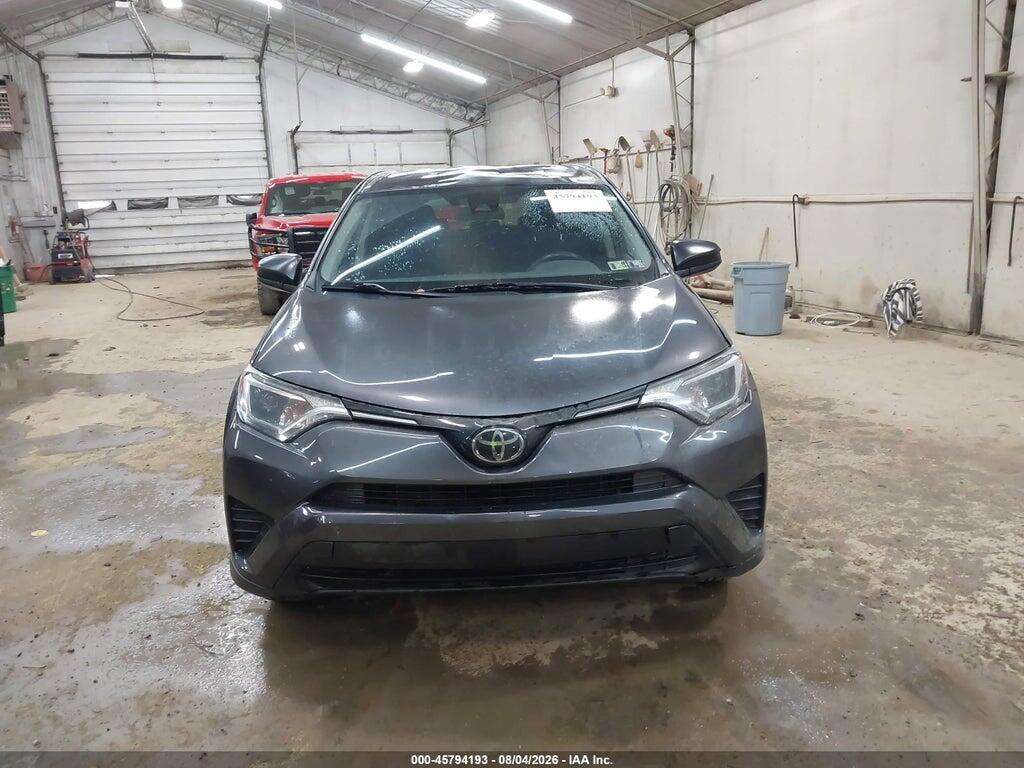 JTMBFREV5JJ732569 2018 TOYOTA RAV4 photo no. 12