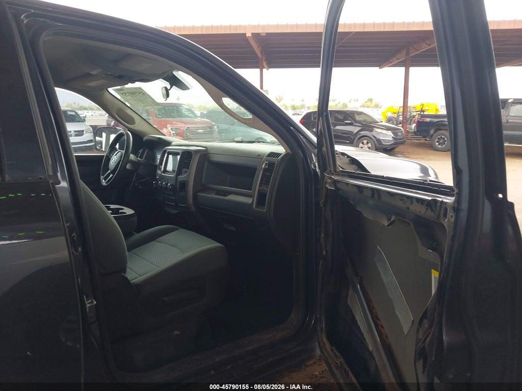 1C6RR7FG5JS345869 2018 RAM 1500 photo no. 5