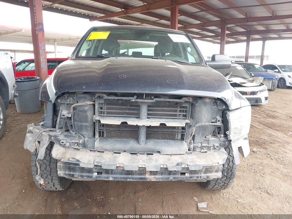 1C6RR7FG5JS345869 2018 RAM 1500 photo no. 6