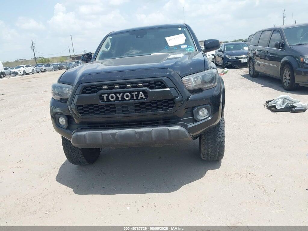 5TFAZ5CN4JX070639 2018 TOYOTA TACOMA photo no. 12