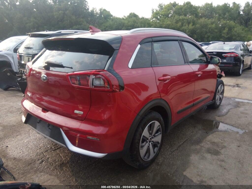KNDCE3LC1J5171334 2018 KIA NIRO photo no. 4