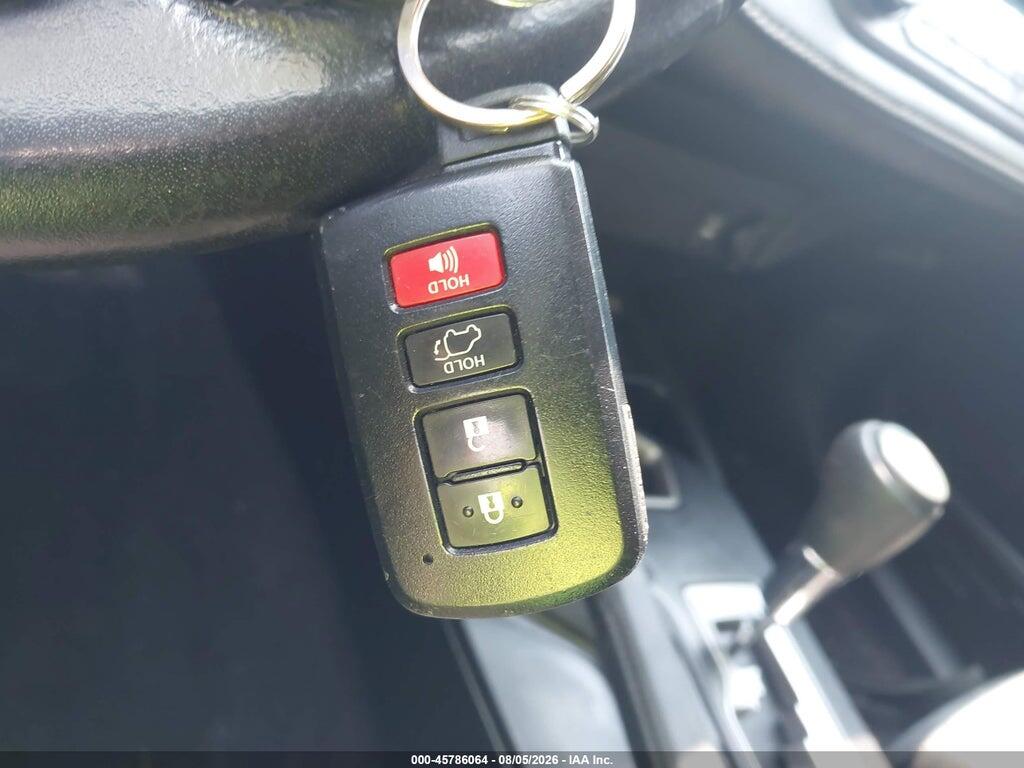 JTMRFREV1JD222622 2018 TOYOTA RAV4 photo no. 11