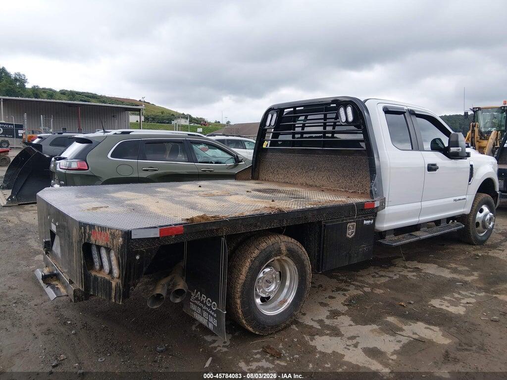1FD8X3HT1JEC05759 2018 FORD F-350 CHASSIS photo no. 4