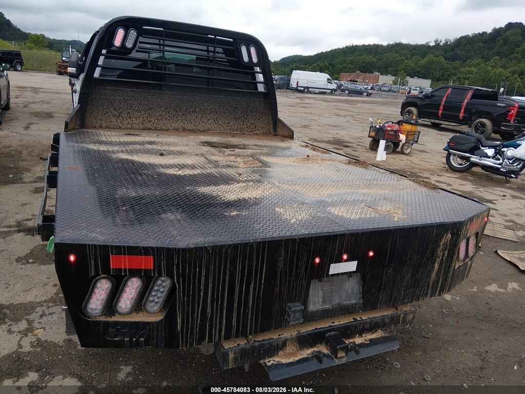 1FD8X3HT1JEC05759 2018 FORD F-350 CHASSIS photo no. 8