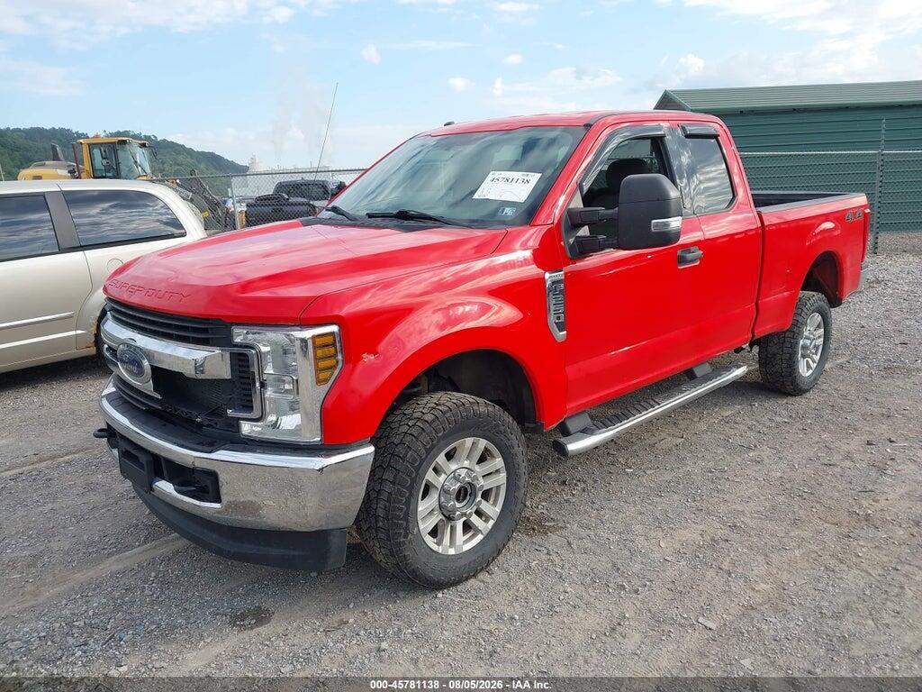 1FT7X2B67JEB36962 2018 FORD F-250 photo no. 2
