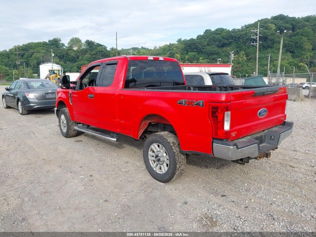 1FT7X2B67JEB36962 2018 FORD F-250 photo no. 3