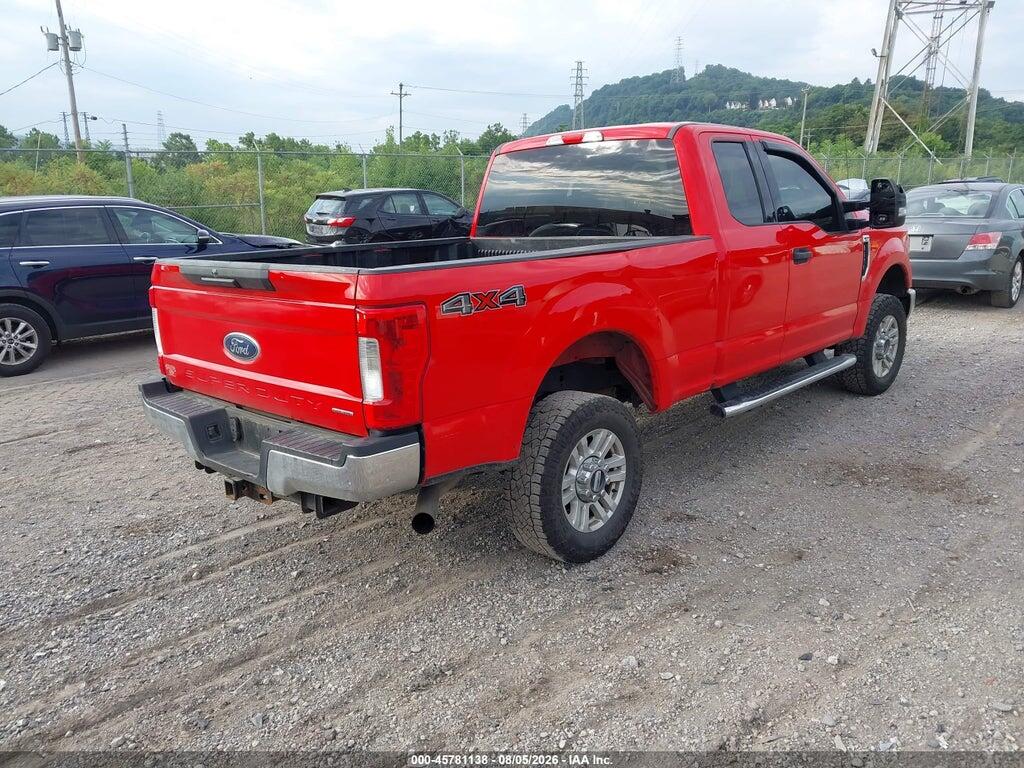 1FT7X2B67JEB36962 2018 FORD F-250 photo no. 4