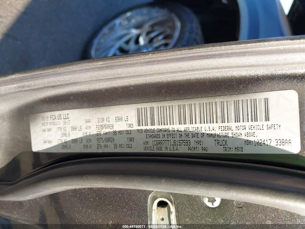 1C6RR7TT1JS157593 2018 RAM 1500 photo no. 9