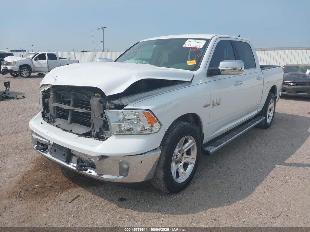 1C6RR6LT5JS119584 2018 RAM 1500 photo no. 2