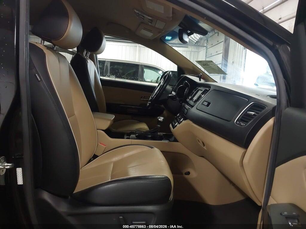 KNDMC5C14J6376192 2018 KIA SEDONA photo no. 5