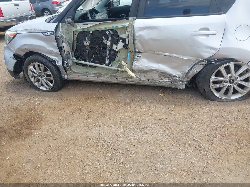 KNDJP3A56J7549786 2018 KIA SOUL photo no. 6