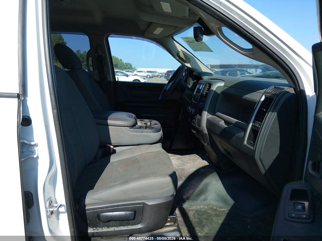 1C6RR7FT8JS197827 2018 RAM 1500 photo no. 5