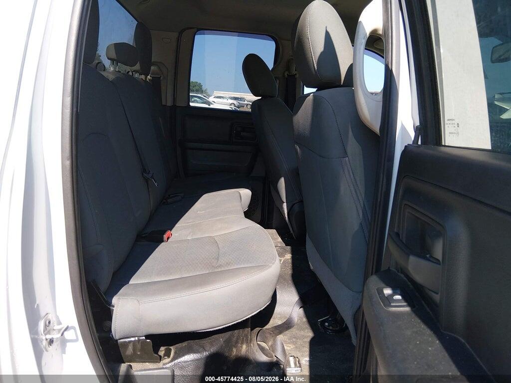 1C6RR7FT8JS197827 2018 RAM 1500 photo no. 8