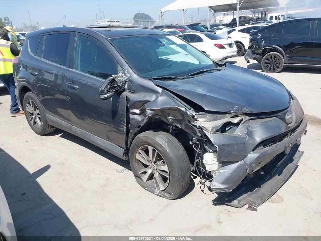 2T3RFREV9JW800923 2018 TOYOTA RAV4 photo no. 1