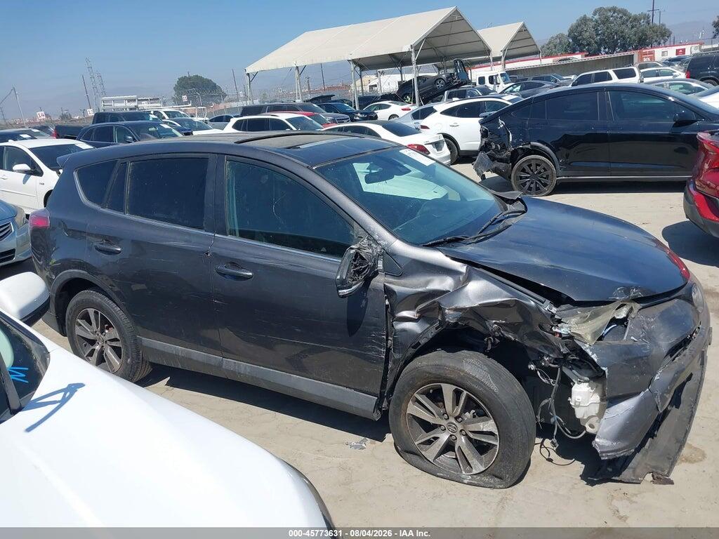 2T3RFREV9JW800923 2018 TOYOTA RAV4 photo no. 12