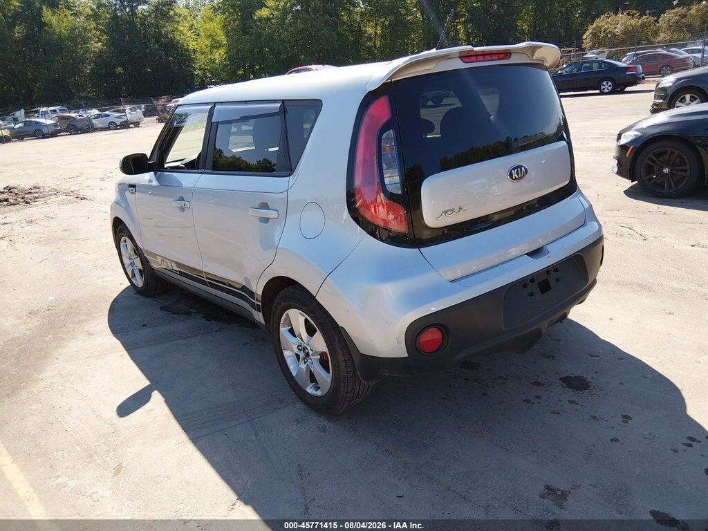 KNDJN2A25J7562986 2018 KIA SOUL photo no. 3