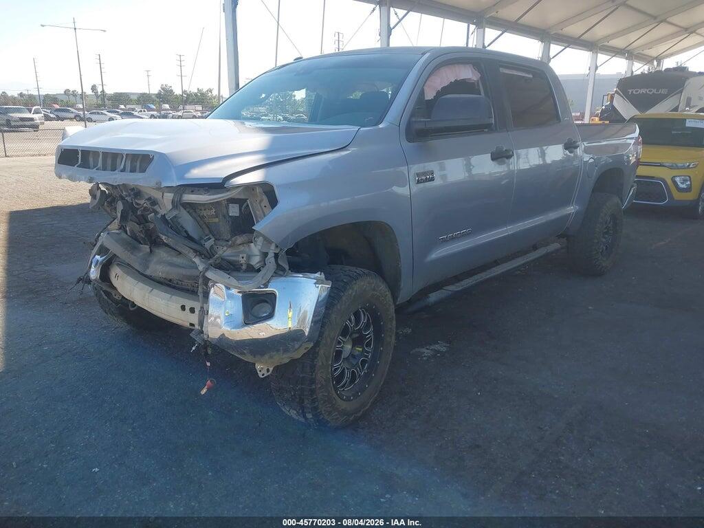 5TFEY5F12JX231261 2018 TOYOTA TUNDRA photo no. 2