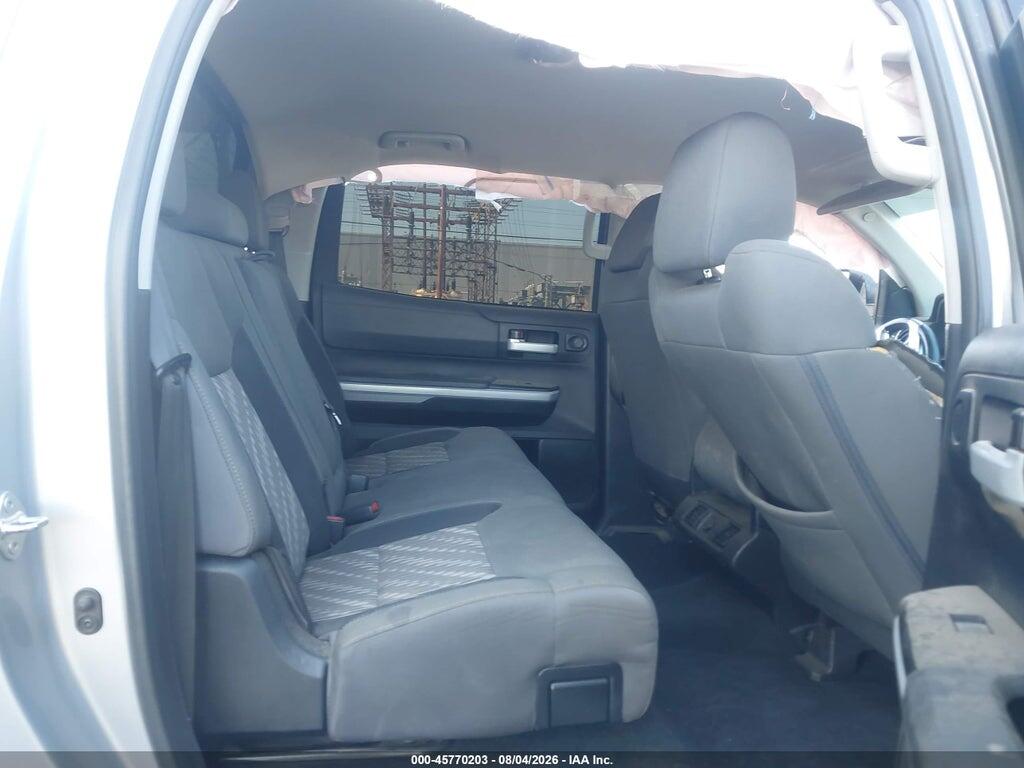 5TFEY5F12JX231261 2018 TOYOTA TUNDRA photo no. 8