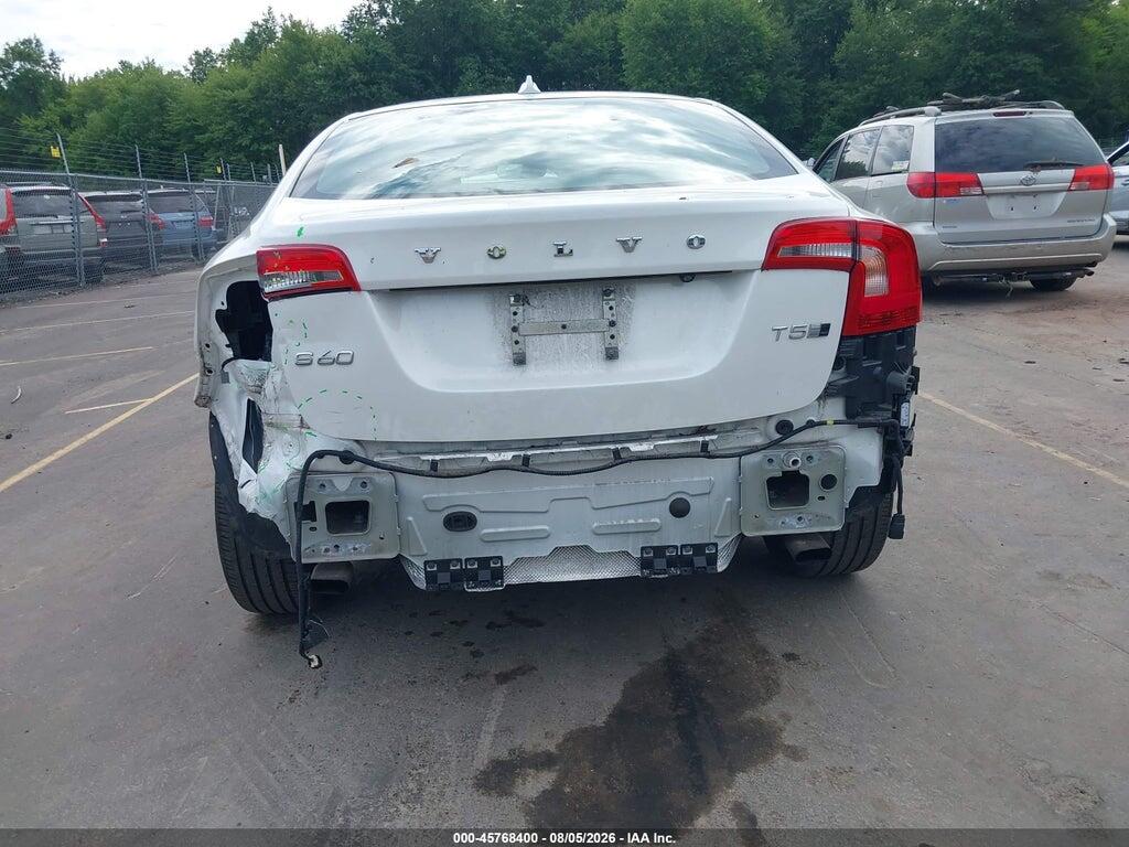LYV402TK7JB165963 2018 VOLVO S60 INSCRIPTION photo no. 6
