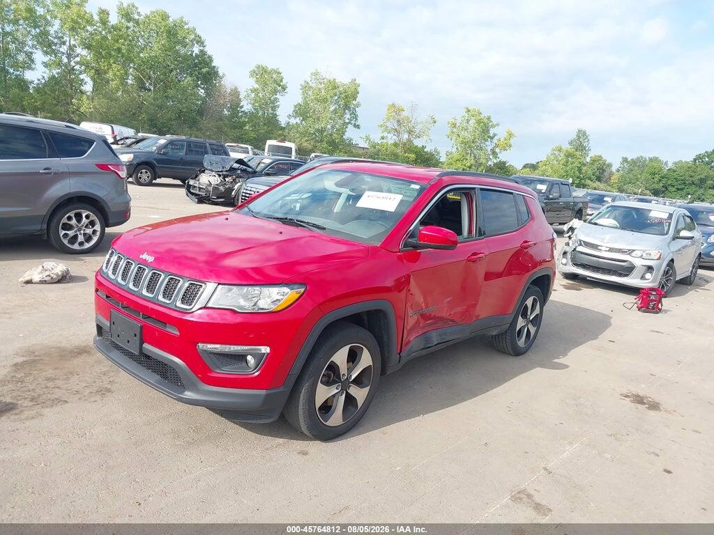 3C4NJDBB7JT282067 2018 JEEP COMPASS photo no. 2