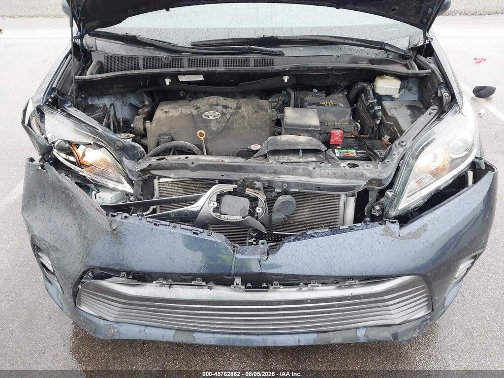 5TDYZ3DC4JS922574 2018 TOYOTA SIENNA photo no. 10